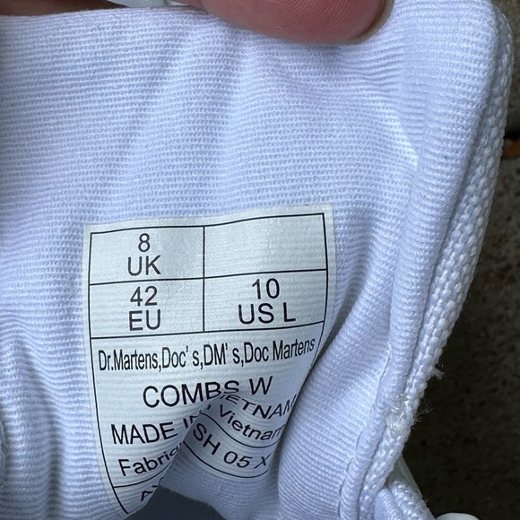 Dr. Martens Combs Platform Boot - Women's Size 10 Combs  Boot - Picture 13 of 17